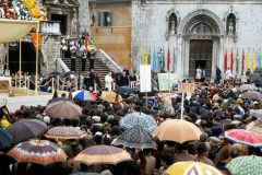 Papa Giovanni Paolo II a Norcia - Contributo di Enrico Valentini alla call "INSIEME#SANBENEDETTO - raccogliamo la memoria"
