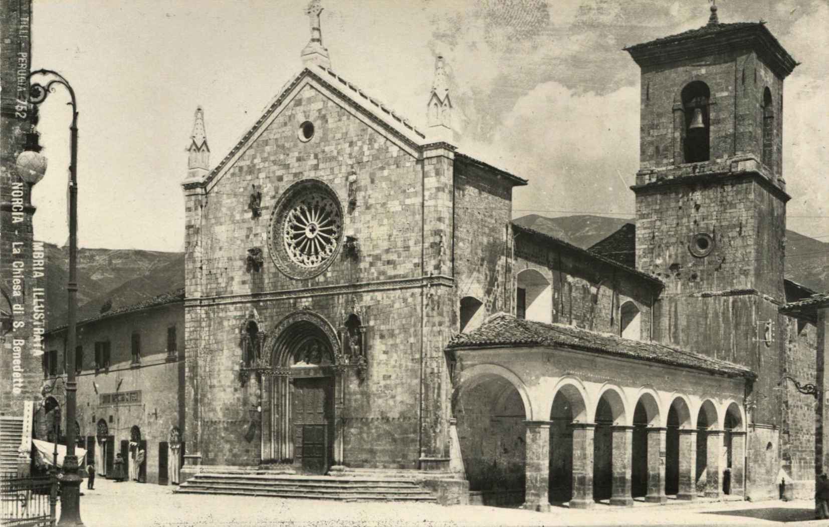 Basilica di San Benedetto e Portico delle Misure (Norcia) - Contributo di Naticchioni Gianpaolo alla call \"INSIEME#SANBENEDETTO - raccogliamo la memoria\"