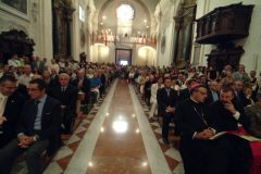 Basilica-di-San-Benedetto-Interno-Navata-3-scaled
