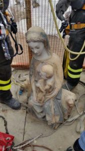 Statua recuperata dalla chiesa di San Francesco, Amatrice