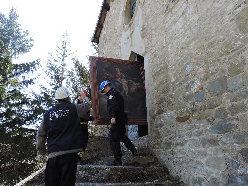Effettuata una serie di recuperi di beni e opere in varie chiese dislocate nel territorio del comune di Montegallo