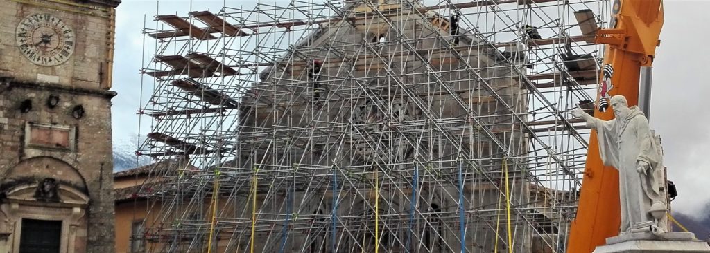 Basilica di San Benedetto da Norcia - Impalcatura Facciata