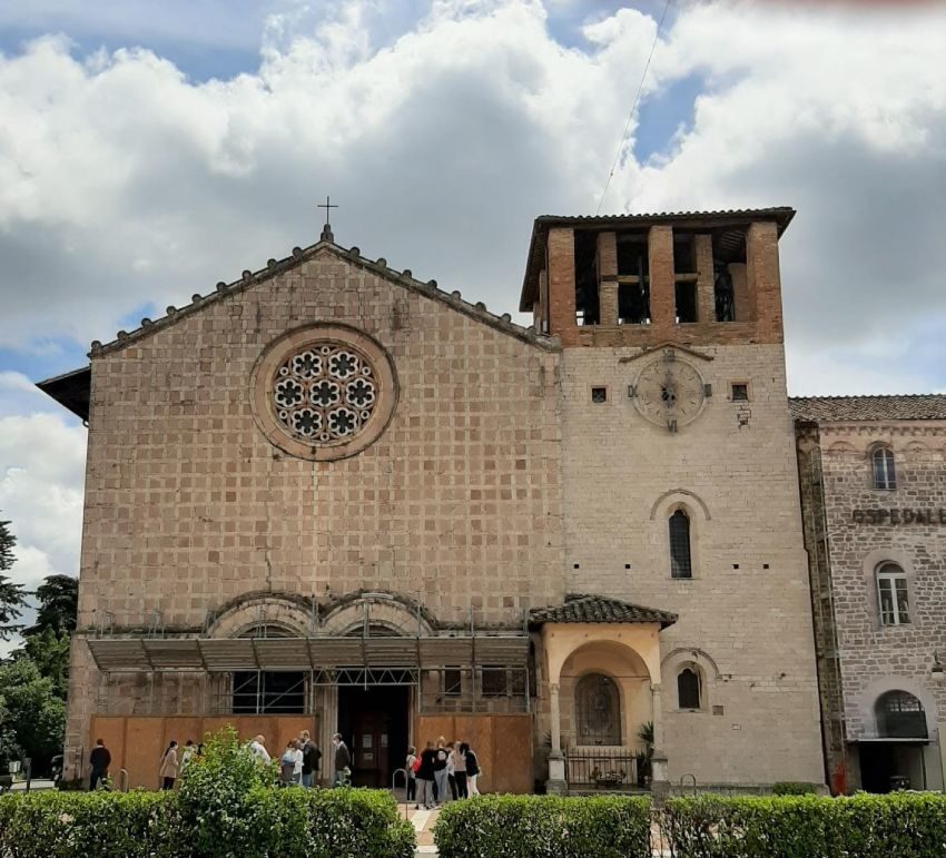 CHIESA-DI-SANTA-MARIA-ASSUNTA-IN-MONTELUCE_Fronte