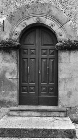 ACCUMOLI, TERRACINO (RI) CHIESA DI SAN GIORGIO - Portone