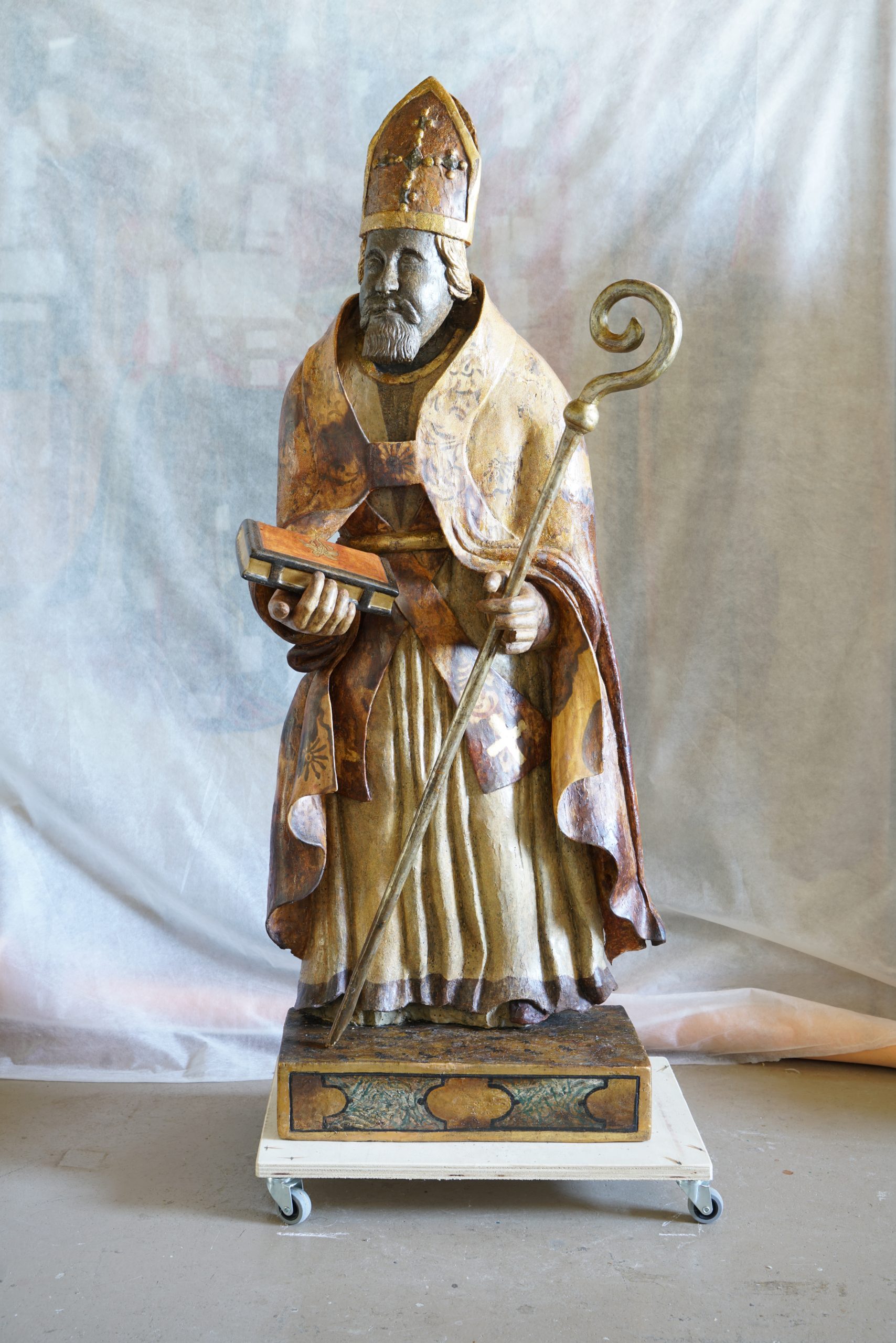 Statua-Lignea-SantAnsovino-dopo-il-restauro-fig.3_Museo-Diocesano-Camerino-ART-BONUS-MARCHE.jpg