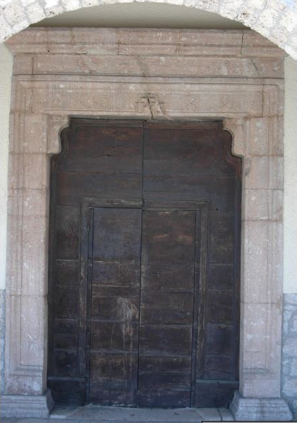 Chiese-FEC-Santa Maria di Loreto-Leonessa-Portale e portone