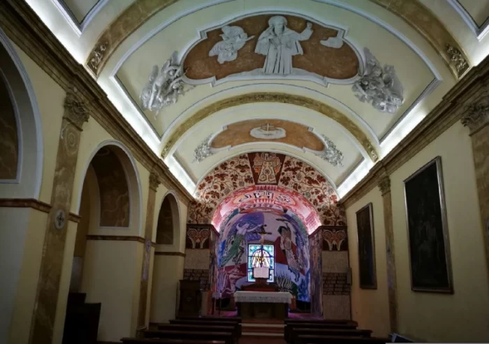 Chiese-FEC-Santa Maria di Loreto-Leonessa-aula centrale